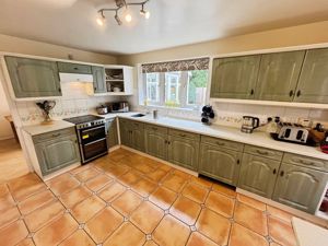 Kitchen- click for photo gallery